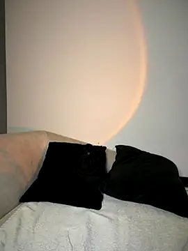 Naughty_arabs live sex cam