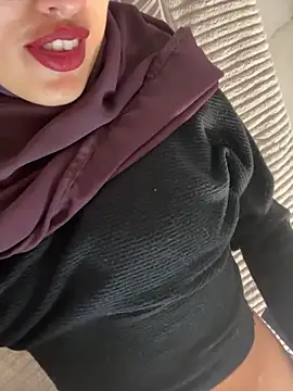 adila_anich live sex cam