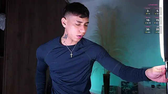 Josep_Davies live sex cam