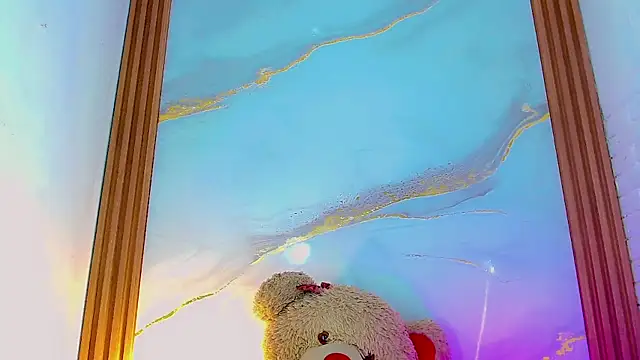 CoralineSweett live sex cam