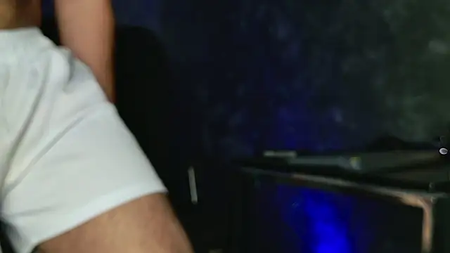 juliusmasters live sex cam