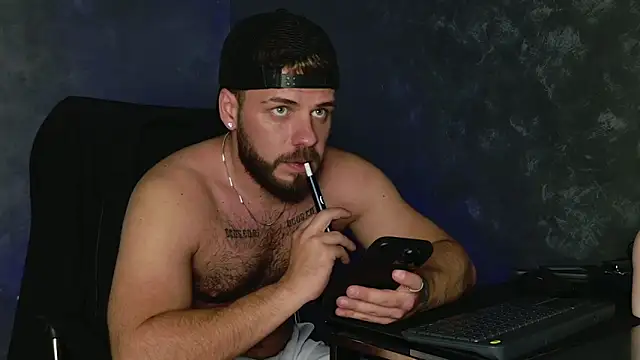 juliusmasters live sex cam