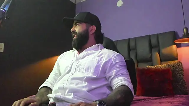 Lyon_vach live sex cam