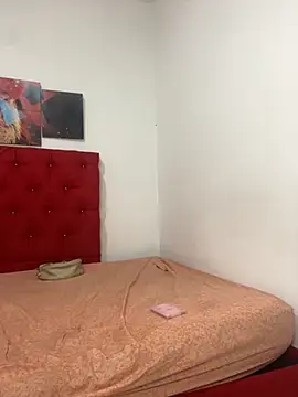 SweetLatiin_ live sex cam