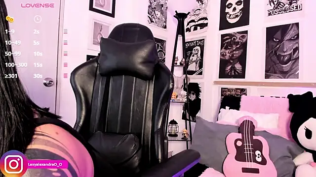 Lexyjoycce live sex cam