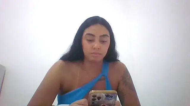 Nandinha777 live sex cam