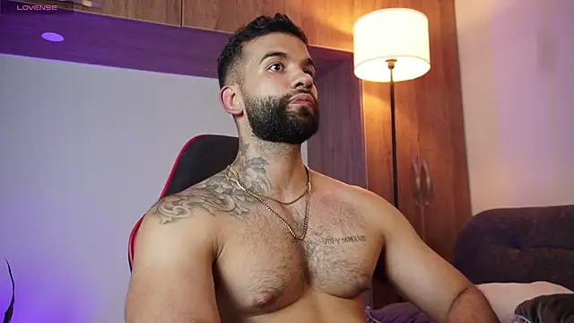 MarkHazze live sex cam