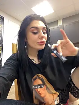 MaeveMoon live sex cam