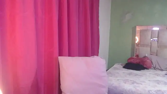 Little_aphrodite live sex cam