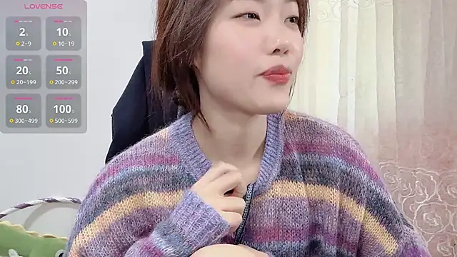 Lvy--v live sex cam