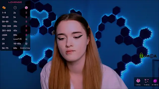 liana_kisses live sex cam