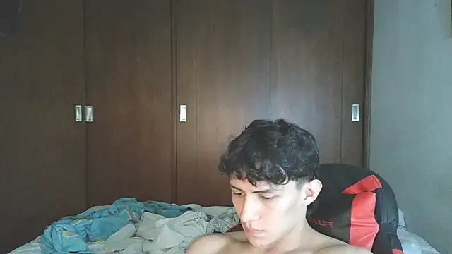 aresholland live sex cam