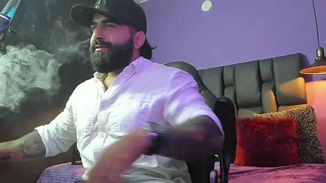 Lyon_vach live sex cam