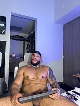 Andrew_Johnnson live sex cam