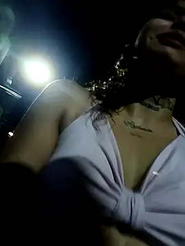 Alis_1327 live sex cam