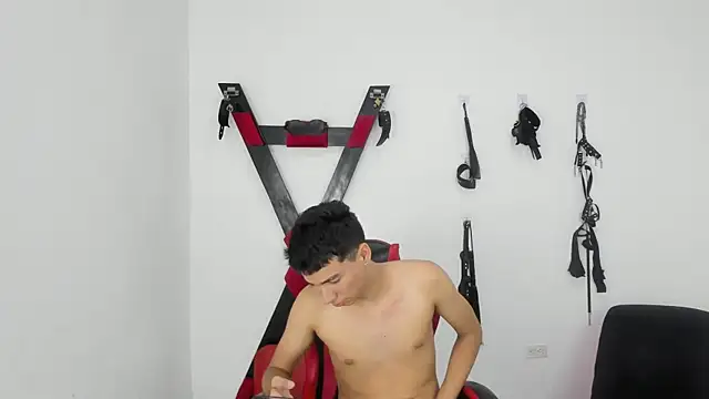 Harry_LatinBoy live sex cam