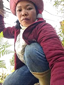 miomio-12 live sex cam