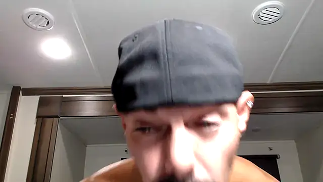 ThickD2C live sex cam