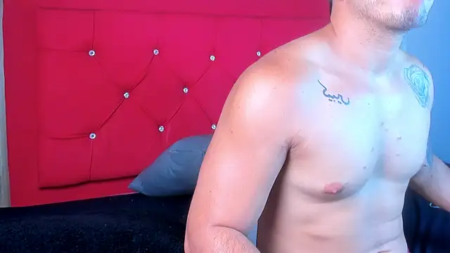 big-tyler live sex cam