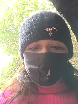 Hotty-rosni live sex cam