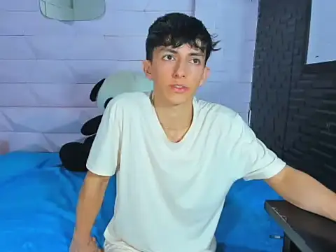 ElanGiraldo live sex cam