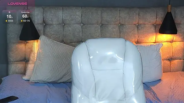 Laia_and_Aloby live sex cam