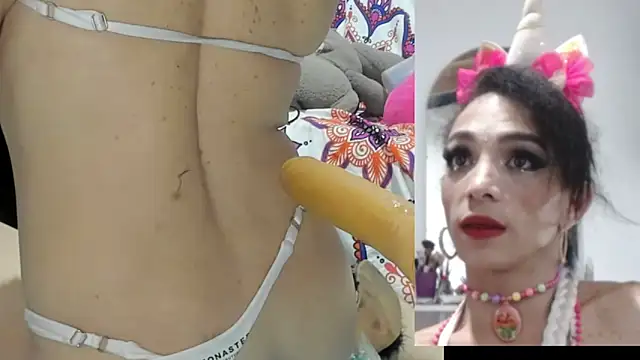 afroditacute15 live sex cam