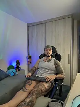 Dave-Max01 live sex cam