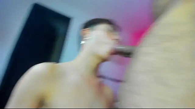 Michael_twink_ live sex cam