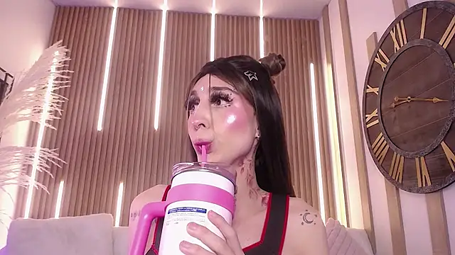 Aniie_Doll live sex cam