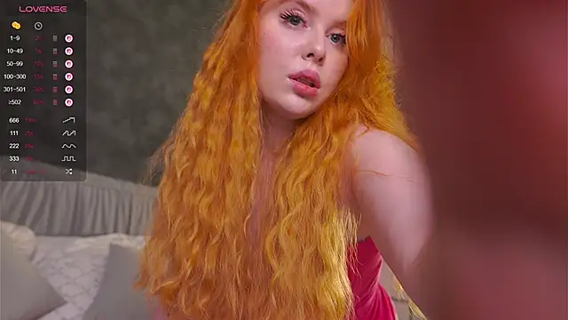 RedHotVixen0 live sex cam