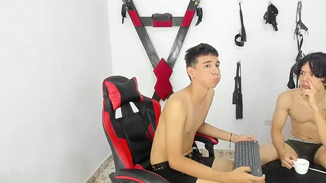 Harry_LatinBoy live sex cam