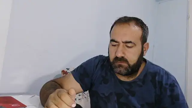 dark-look live sex cam