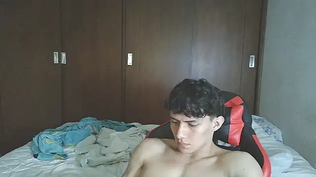 aresholland live sex cam