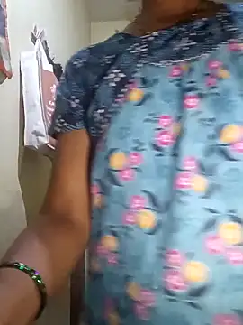 Kavya5500 live sex cam