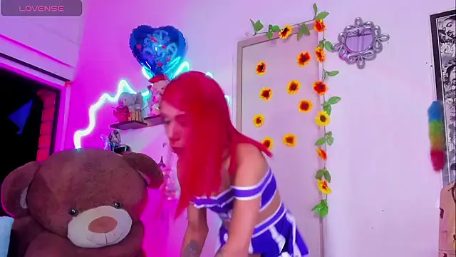 daniela_bigcock22 live sex cam