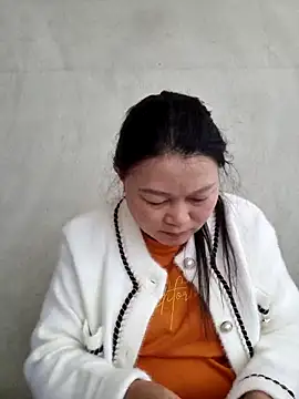 yoowwmr live sex cam