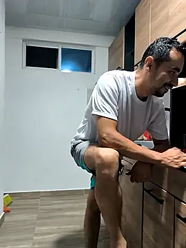 stivenlujan69 live sex cam