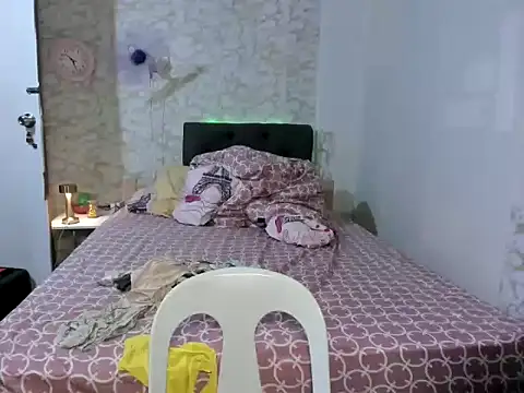 Hebefemme live sex cam