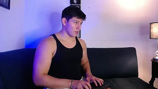 JamesCr_ live sex cam