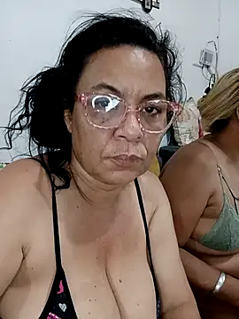 AnittaTettona live sex cam