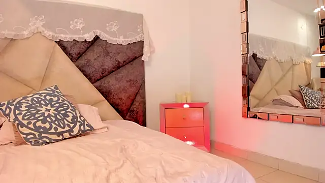 BonnieCute_ live sex cam