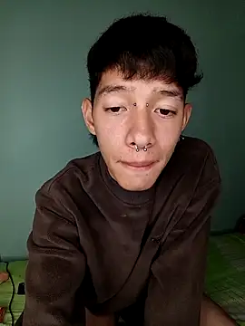 heyy_noah11 live sex cam