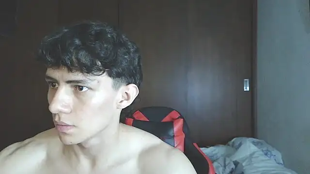 aresholland live sex cam