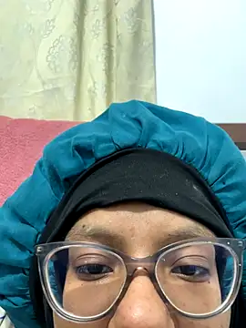 Curly_lily live sex cam