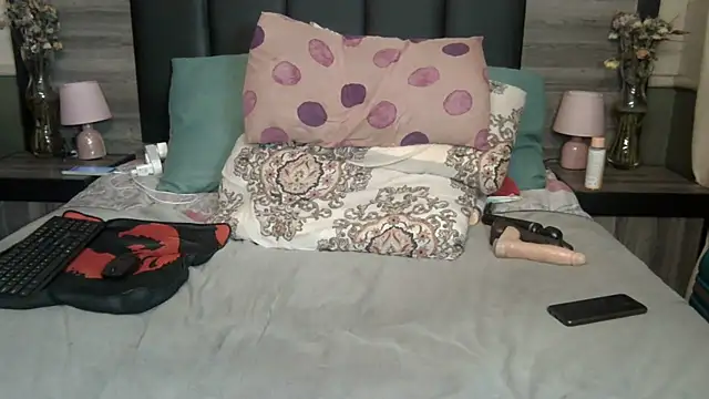 BigButt-MomJ75 live sex cam