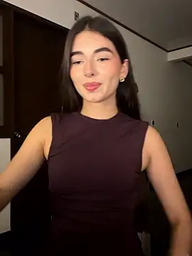 Coralinee_01 live sex cam