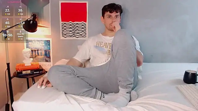 Elio555 live sex cam