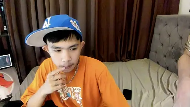 urfantasyhotbaby live sex cam