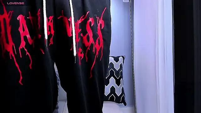 SymonPrince live sex cam